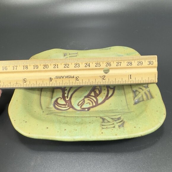 Vintage Hand Made Studio Art Pottery Dish Plate With Fish Pattern Green Signed - Picture 5 of 12
